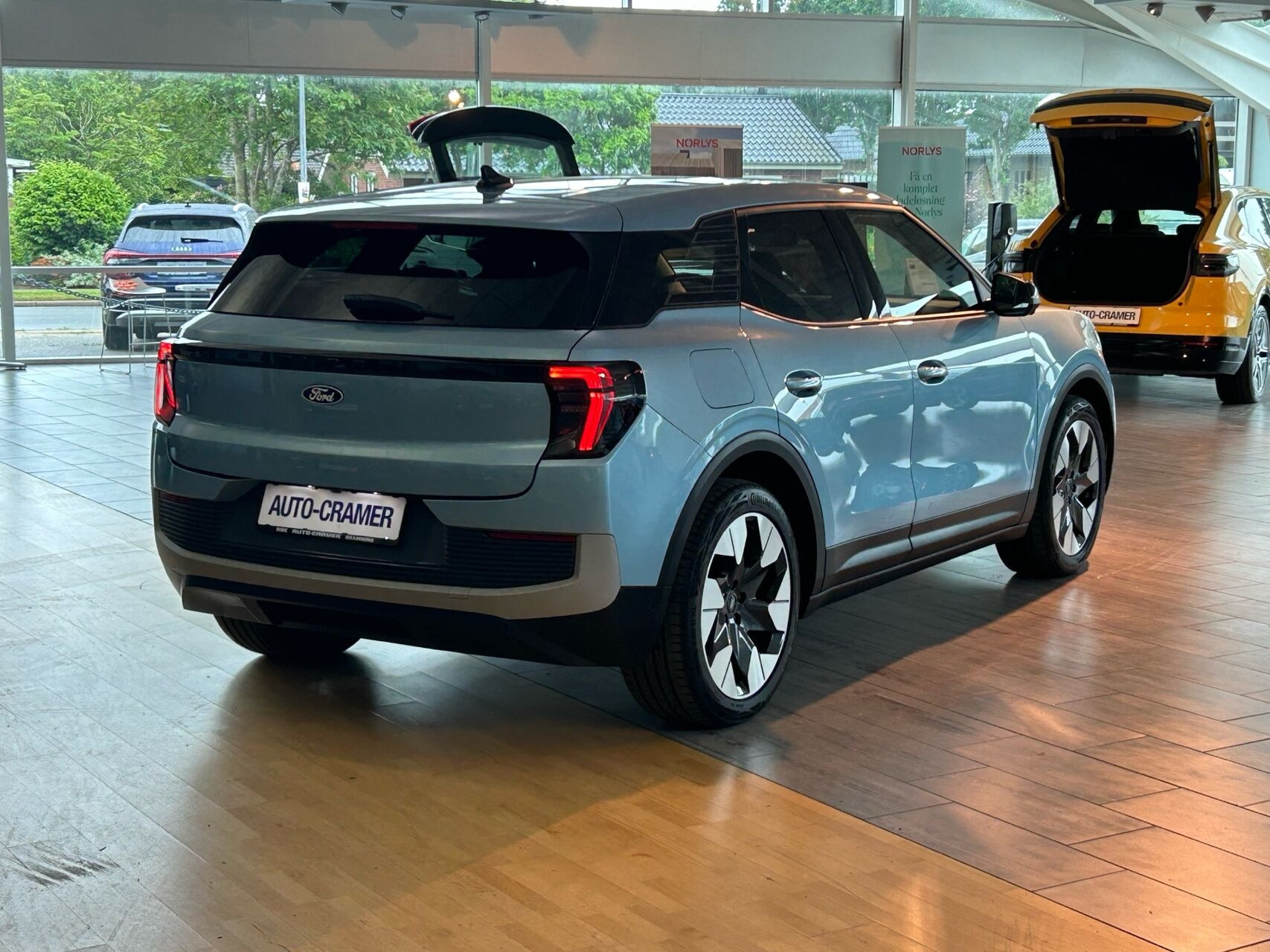 Blå Ford Explorer fra 2025