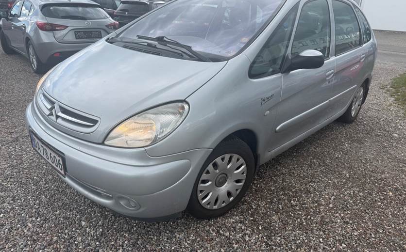 Citroën Xsara Picasso 2,0i 16V aut.