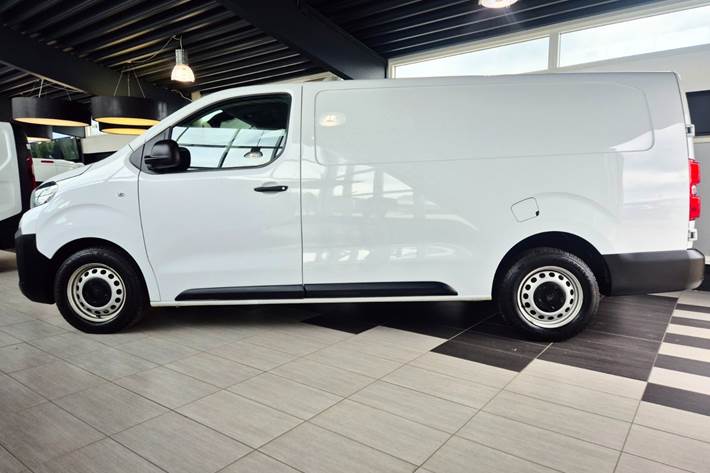 Hvid Peugeot Expert fra 2024