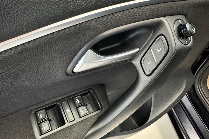 Sort VW Polo fra 2016