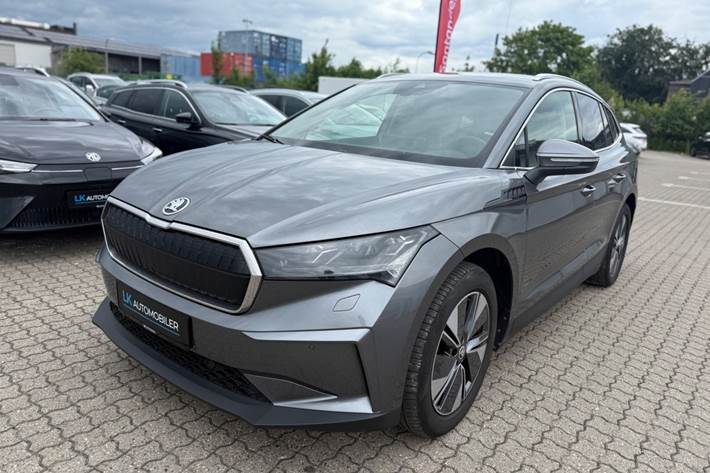 Grå Skoda Enyaq fra 2024