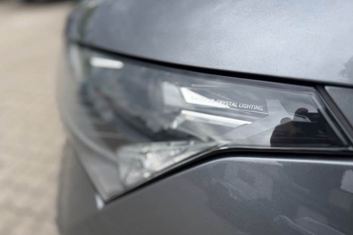 Grå Skoda Enyaq fra 2024