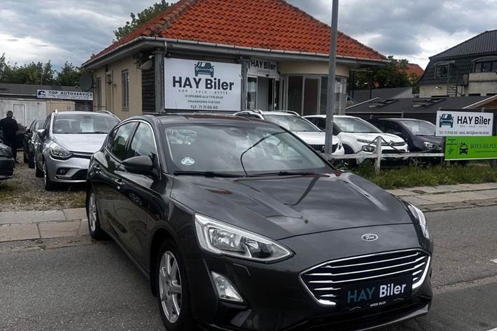 Grå Ford Focus fra 2018