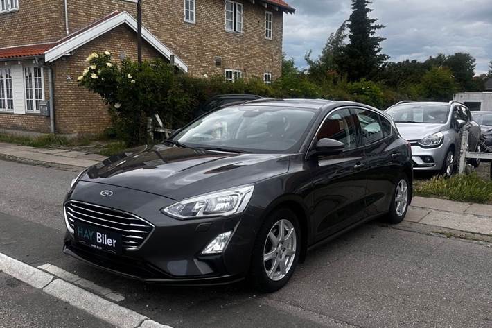 Grå Ford Focus fra 2018
