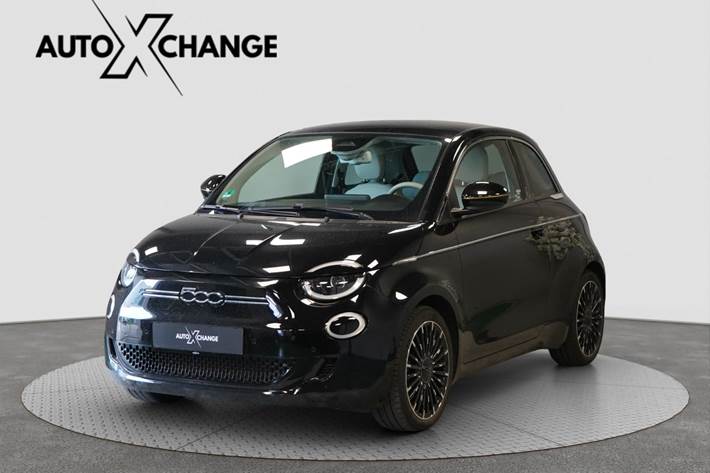 Sort Fiat 500e fra 2022 set udefra