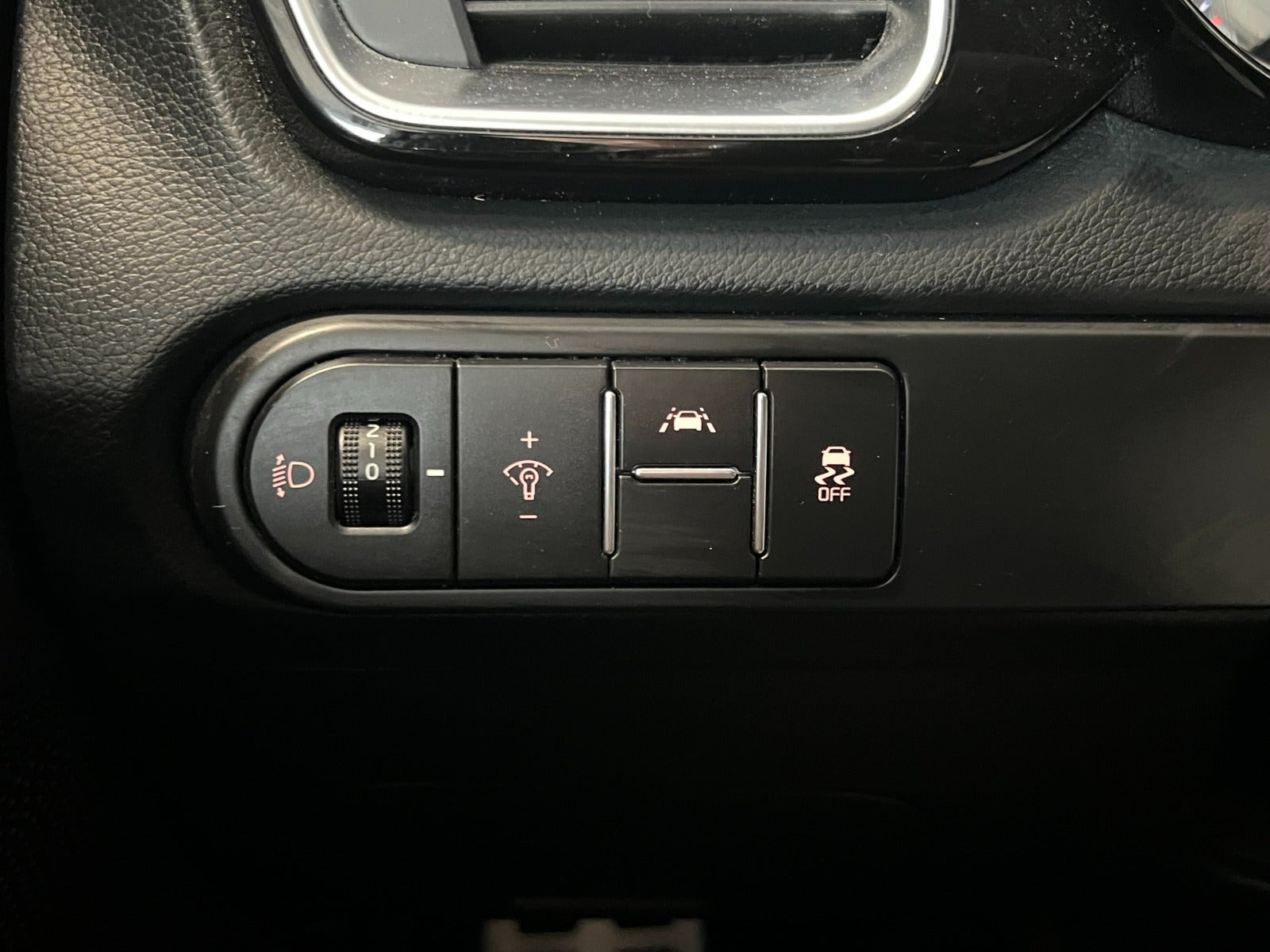 Grå Kia Ceed fra 2019