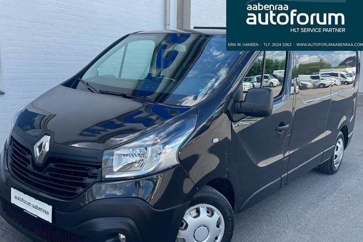 Sort Renault Trafic T29 fra 2016 set udefra