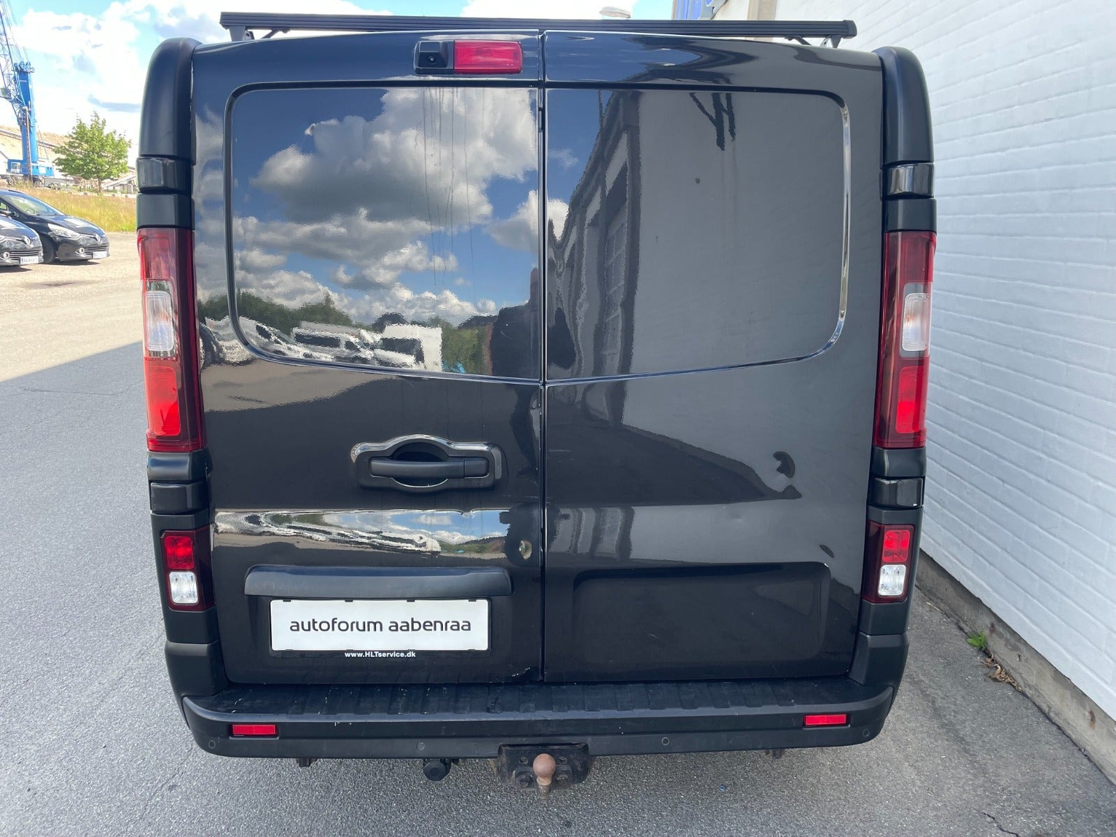 Sort Renault Trafic T29 fra 2016