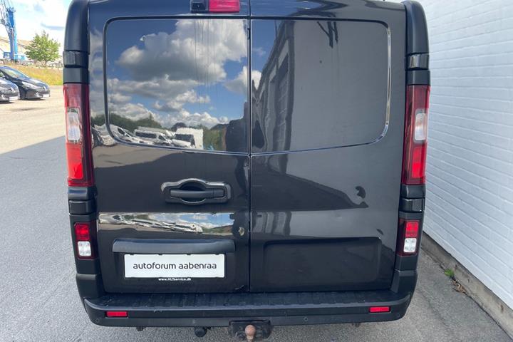 Sort Renault Trafic T29 fra 2016