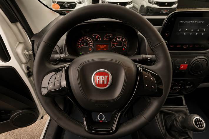 Hvid Fiat Fiorino fra 2022