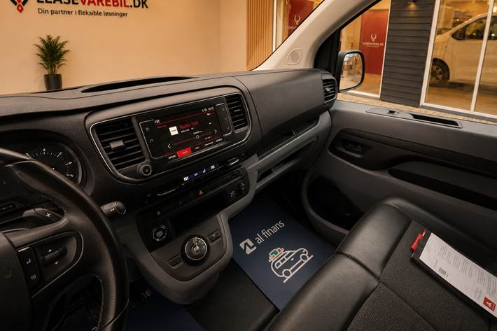Hvid Citroën Jumpy fra 2021