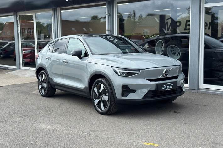Grå Volvo C40 fra 2024