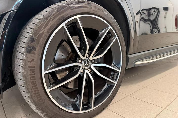 Sort Mercedes GLE350 d fra 2020