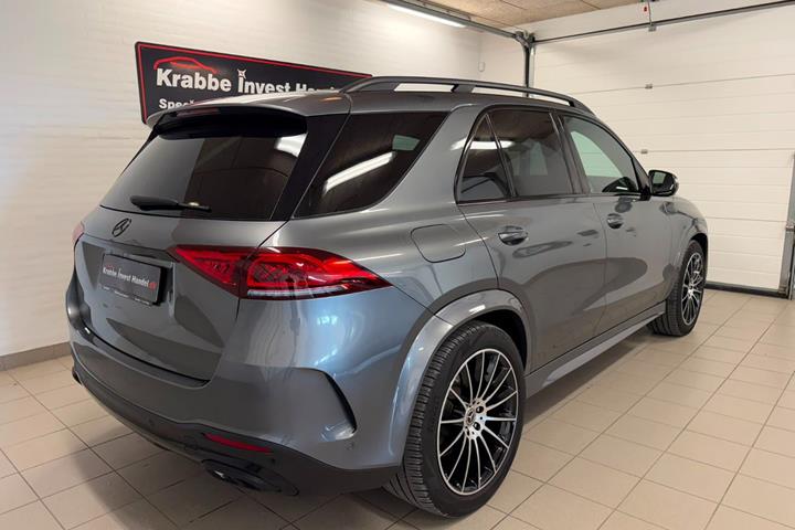 Grå Mercedes GLE350 de fra 2023