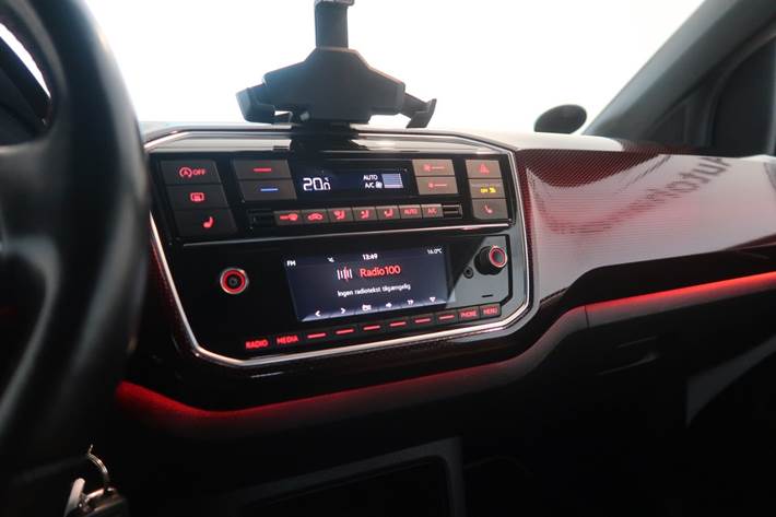 Hvid VW UP! fra 2018