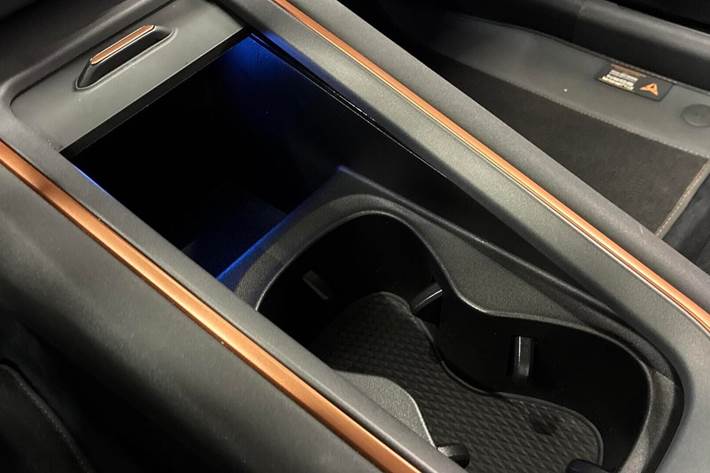 Hvid Cupra Born fra 2024