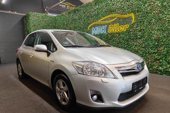 undefined Toyota Auris fra 2011 set udefra