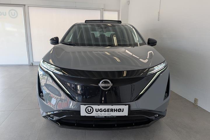 Grå Nissan Ariya fra 2022