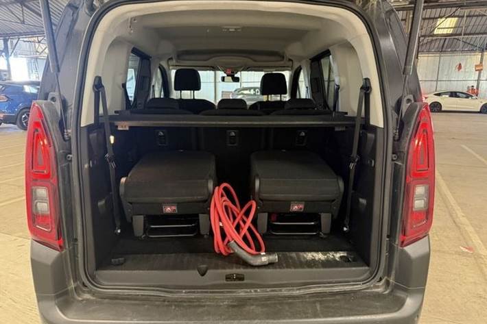 Sort Citroën ë-Berlingo fra 2023