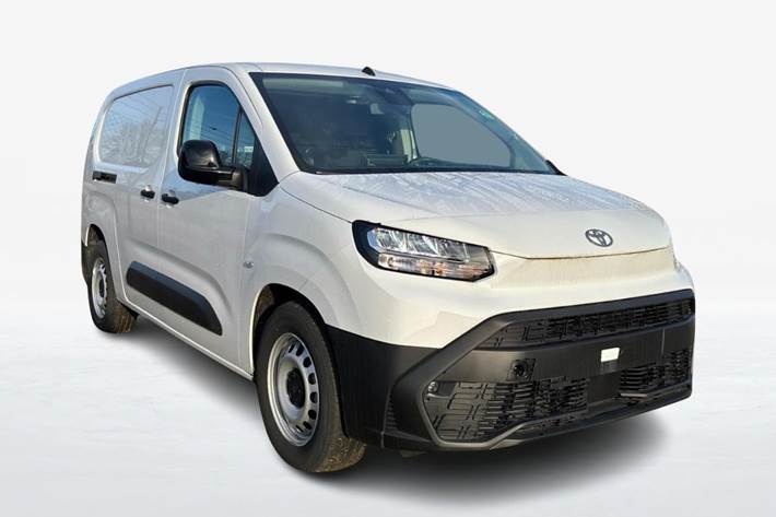 Hvid Toyota ProAce City fra 2025