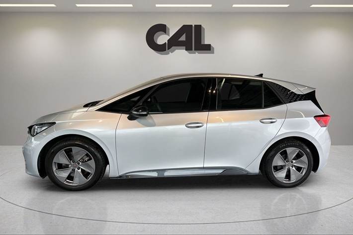 Sølv Cupra Born fra 2023