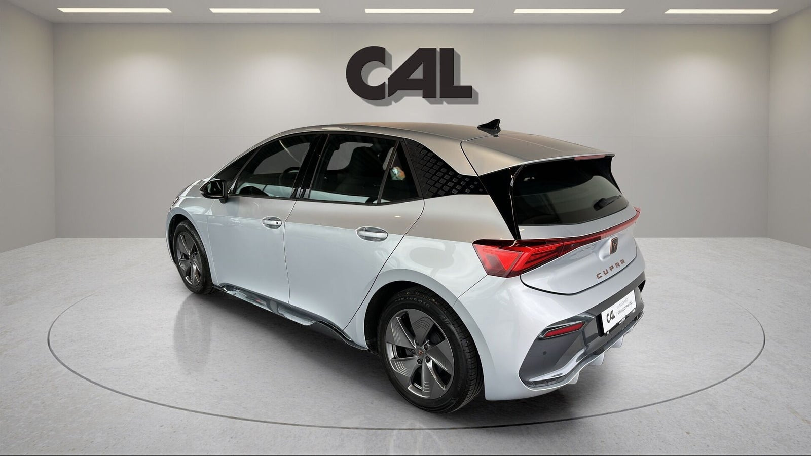 Sølv Cupra Born fra 2023