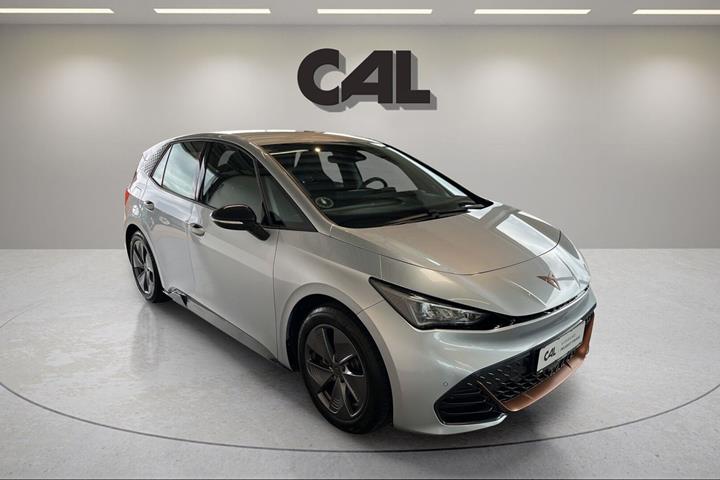 Sølv Cupra Born fra 2023