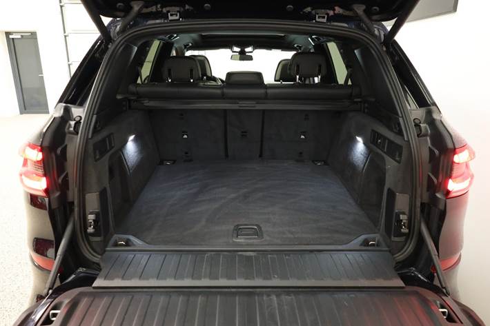 Sort BMW X5 fra 2019