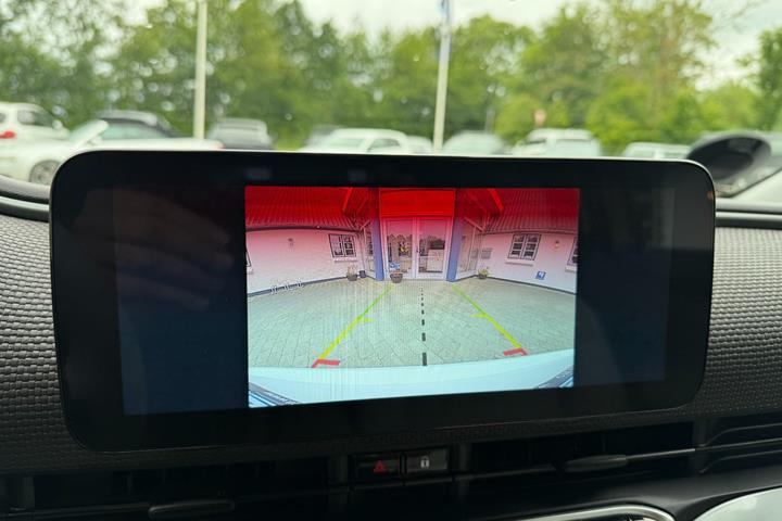 Hvid Fiat 500e fra 2023