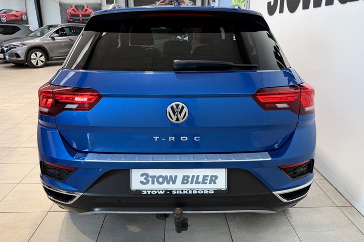 Blå VW T-Roc fra 2020