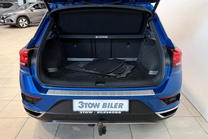 Blå VW T-Roc fra 2020