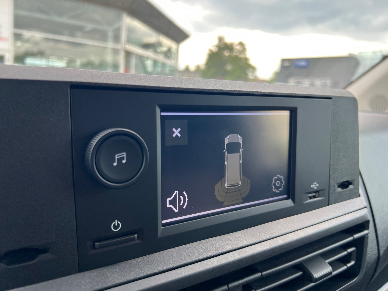 Hvid Citroën e-Jumpy fra 2024