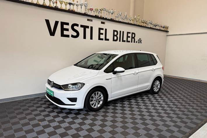 Hvid VW Golf Sportsvan fra 2017