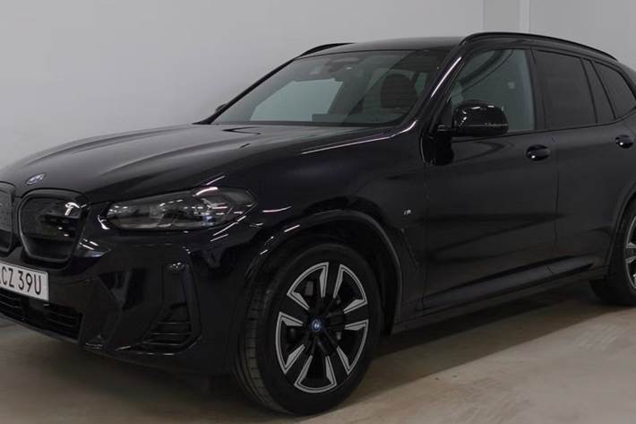 Sort BMW iX3 fra 2023