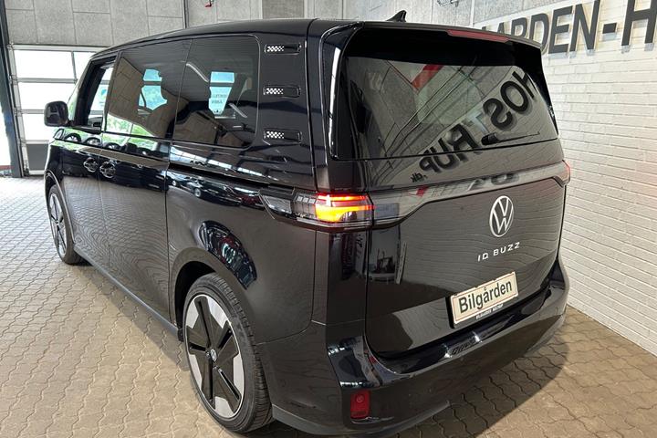 Sort VW ID.Buzz fra 2024