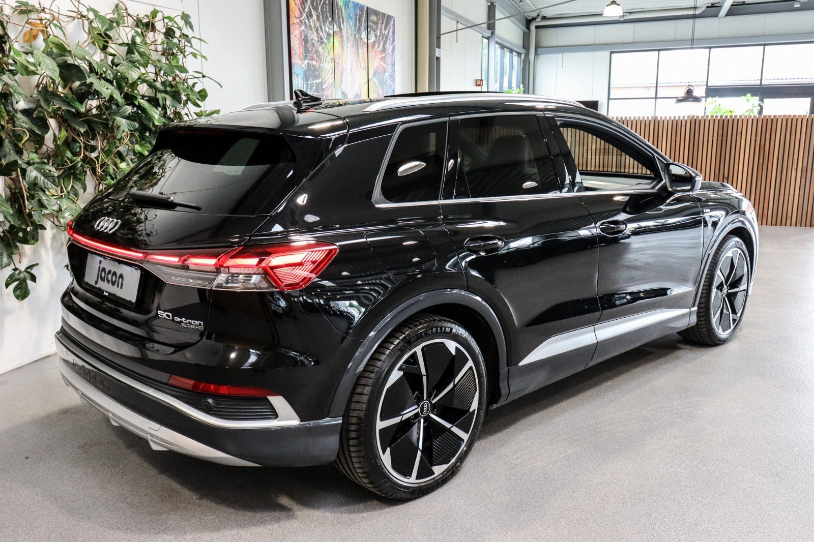 Sort Audi Q4 e-tron fra 2022