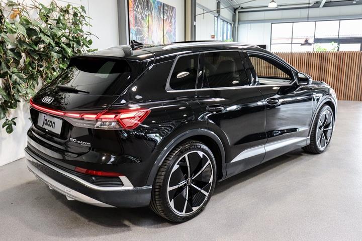 Sort Audi Q4 e-tron fra 2022