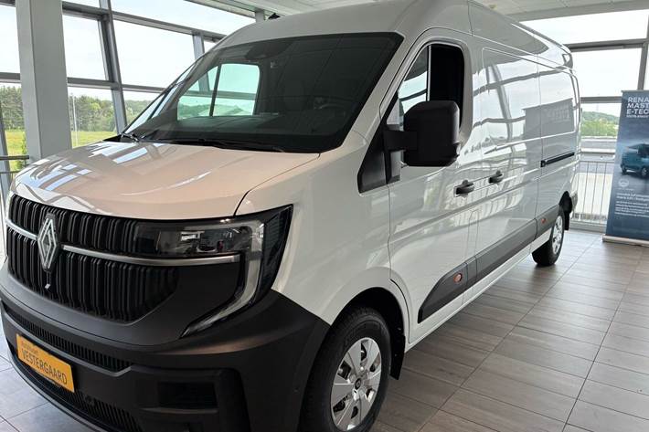 Hvid Renault Master V T35 fra 2026
