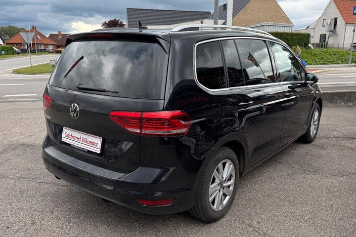 undefined VW Touran fra 2021