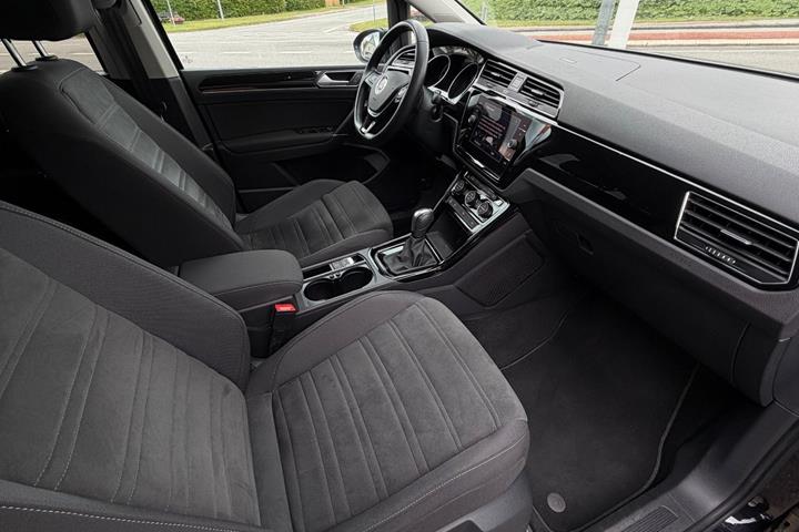 undefined VW Touran fra 2021