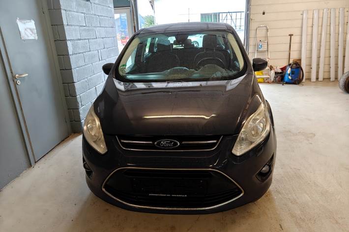 Gul Ford C-MAX fra 2014