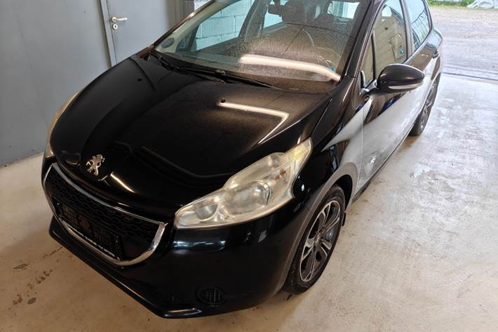 undefined Peugeot 208 fra 2013