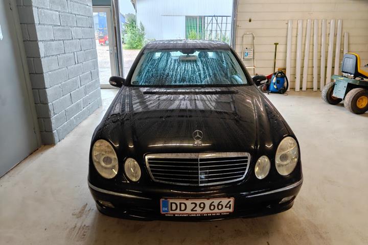 undefined Mercedes E320 fra 2002