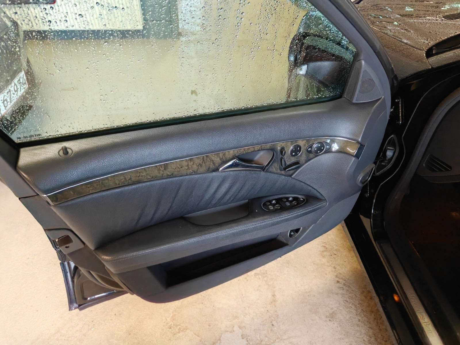 undefined Mercedes E320 fra 2002