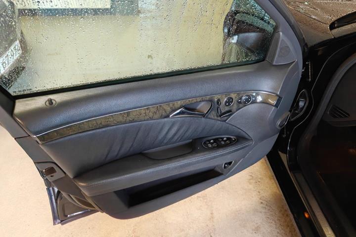undefined Mercedes E320 fra 2002