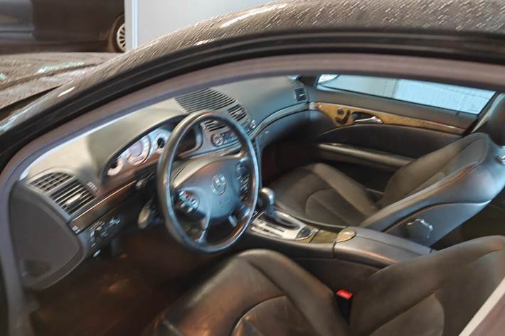 undefined Mercedes E320 fra 2002