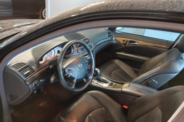 undefined Mercedes E320 fra 2002