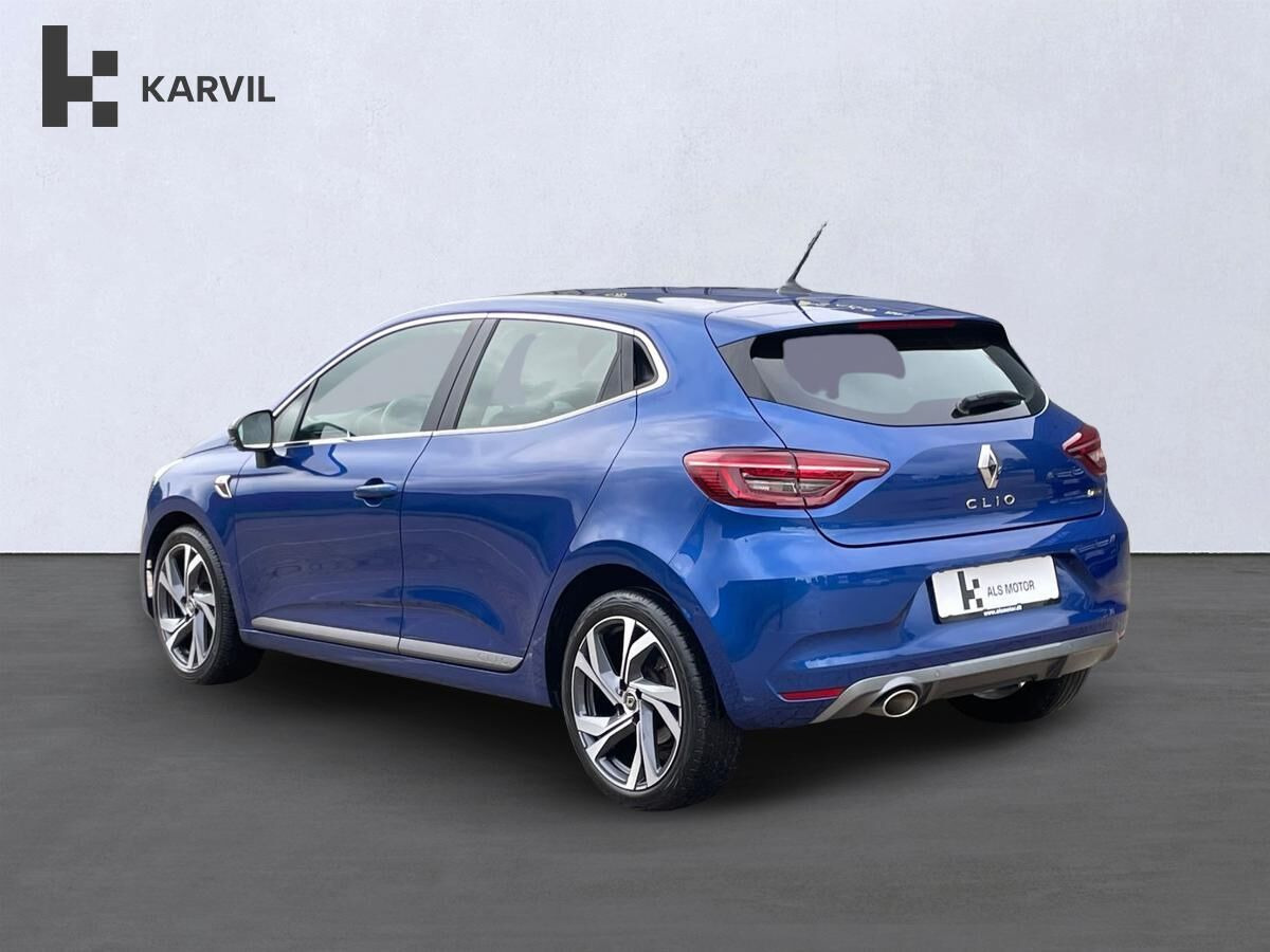 Blå Renault Clio V fra 2019