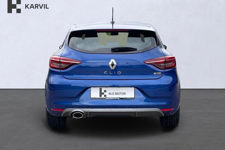 Blå Renault Clio V fra 2019