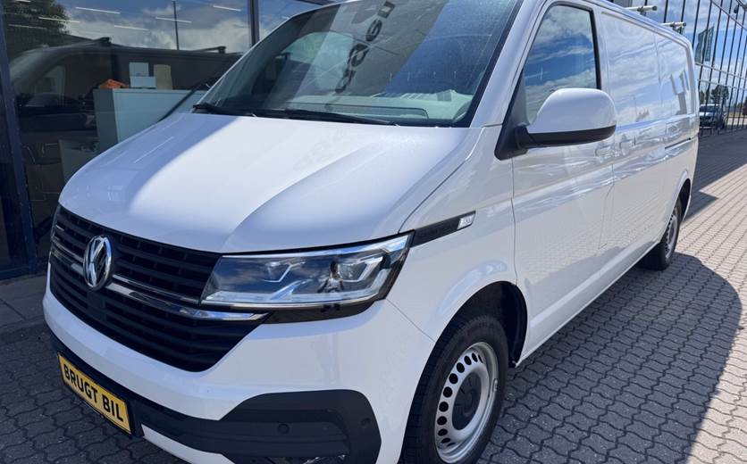 VW Transporter 2,0 TDi 150 Kassevogn lang